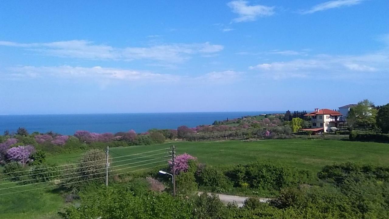 Residenza Monopati Beach Methoni Pierias Apartment Luaran gambar